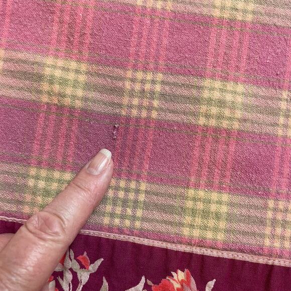 April Cornell Tablecloth 46" Square 2000 Burgundy Floral Plaid Cotton Card Table - Picture 8 of 8